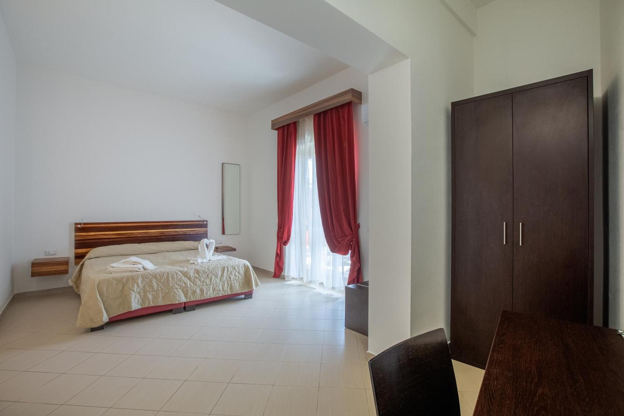 Divino Hotel Trapani Exterior photo