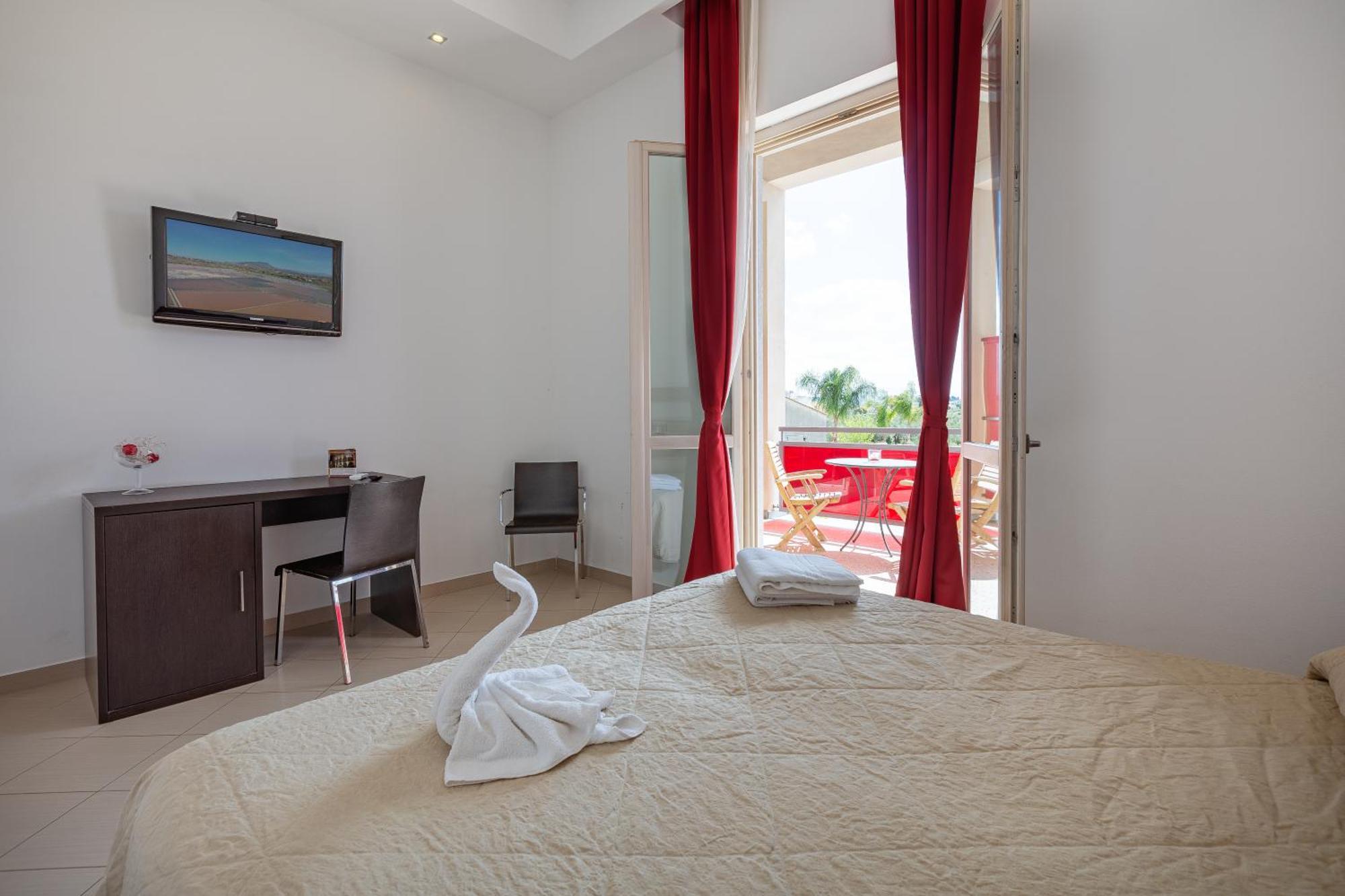 Divino Hotel Trapani Exterior photo